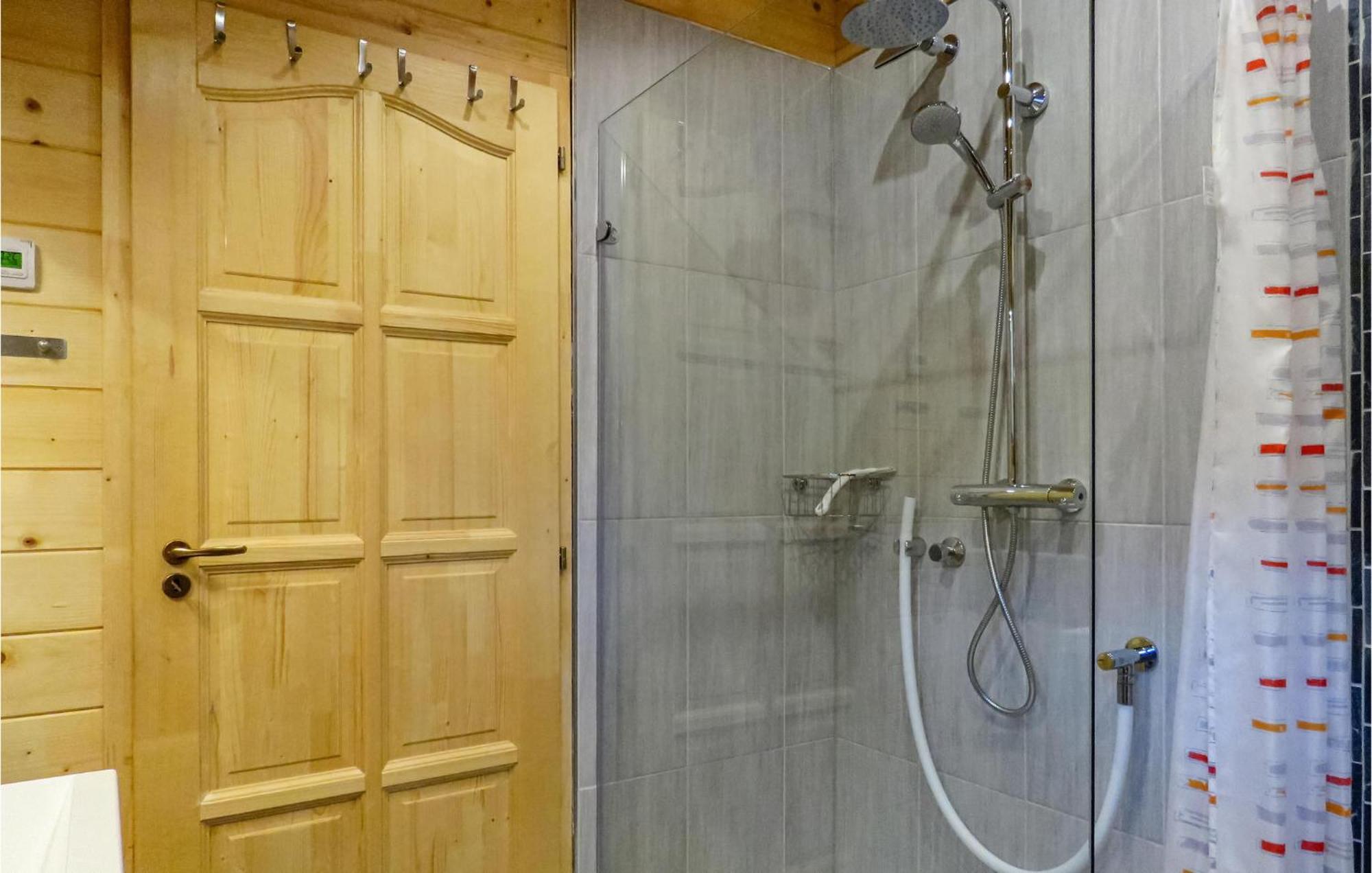 Lovely Home In Merzalben With Wifi Bagian luar foto