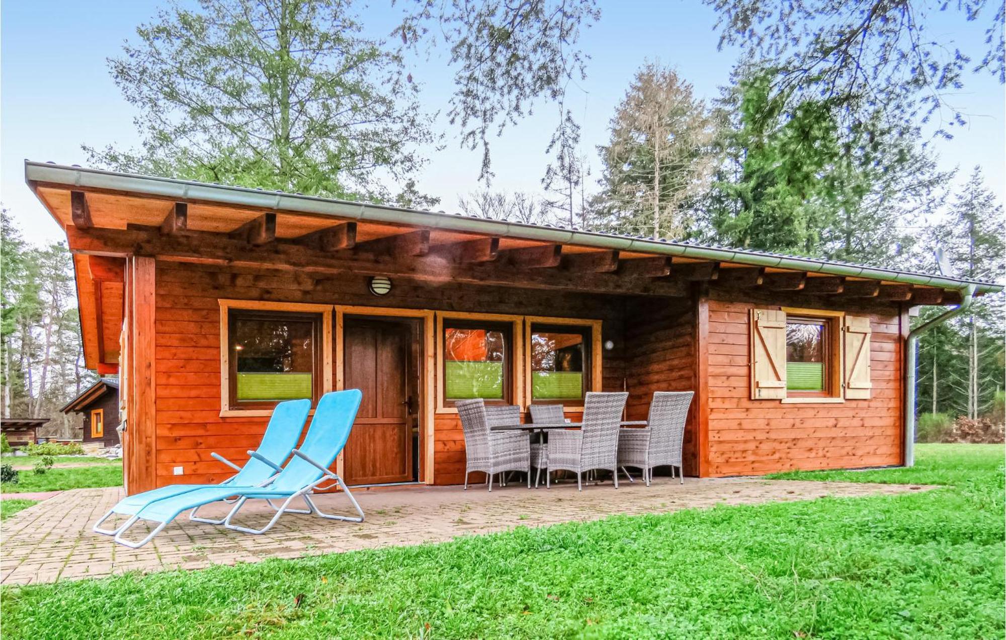 Lovely Home In Merzalben With Wifi Bagian luar foto